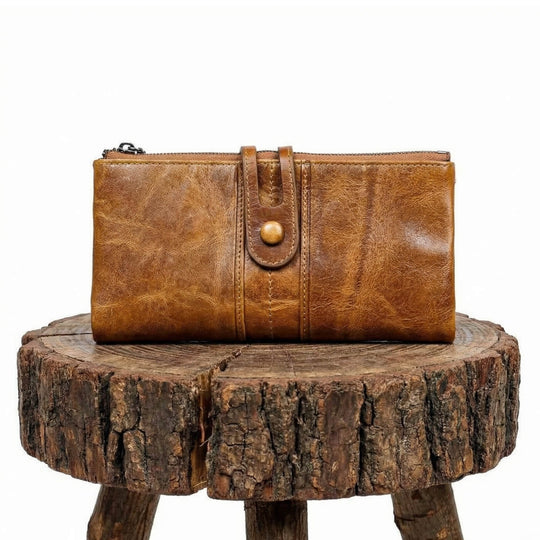 Paola’s Fold Carry | Clutch